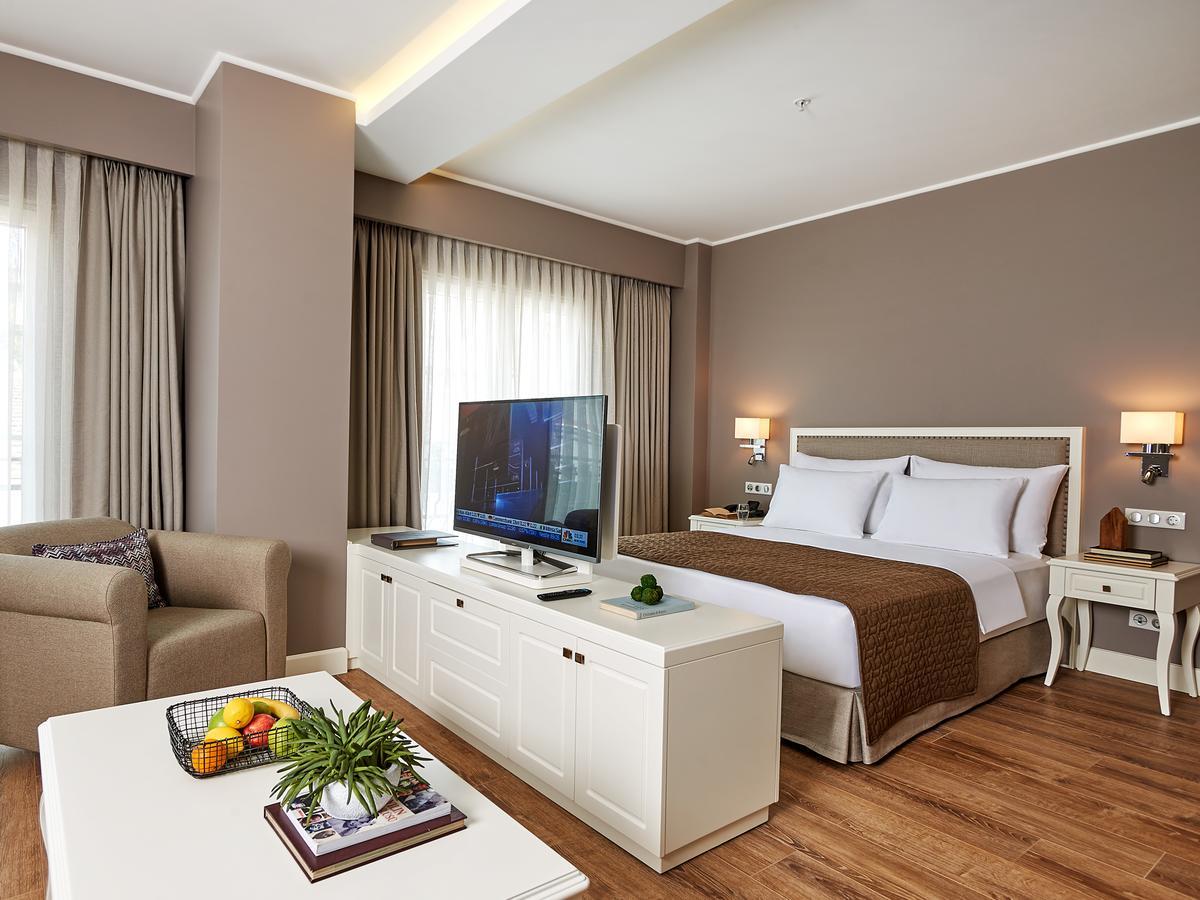 Oyo Flagship 74392 Hotel Mahesh Residency Hyderabad Exterior foto